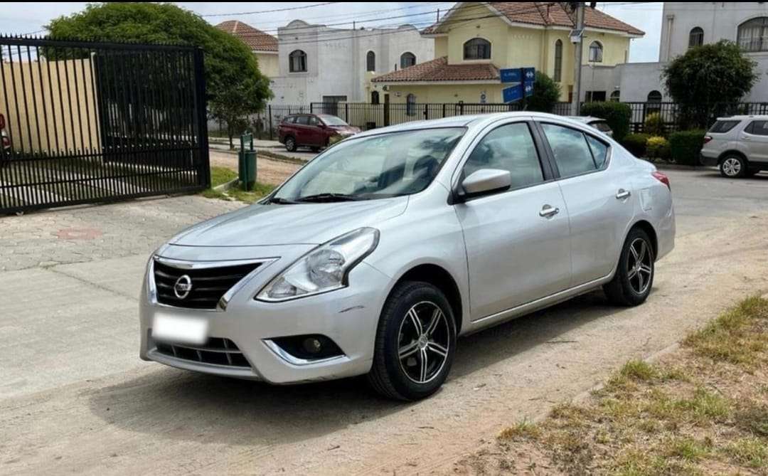 NISSAN VERSA 1.6 SENSE MANUAL 2015
