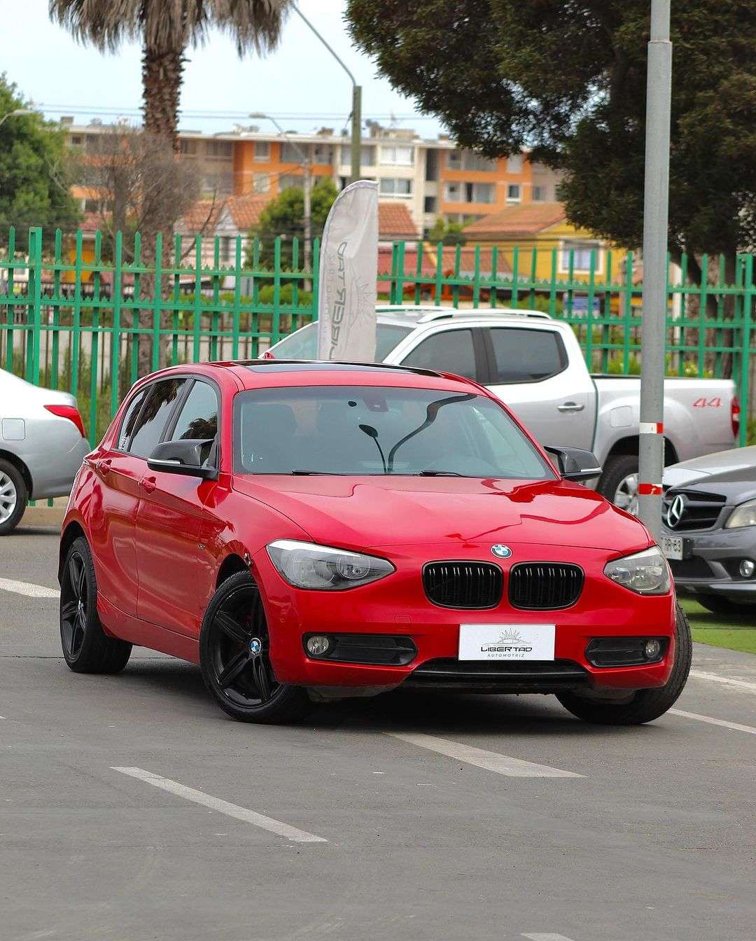 BMW 116I 1.6 MT 2013