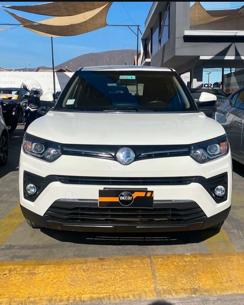SSANGYONG TIVOLI 1.6 MANUAL 2021